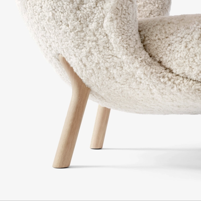 Fauteuil LITTLE PETRA VB1 Sheepskin Moonlight AND TRADITION