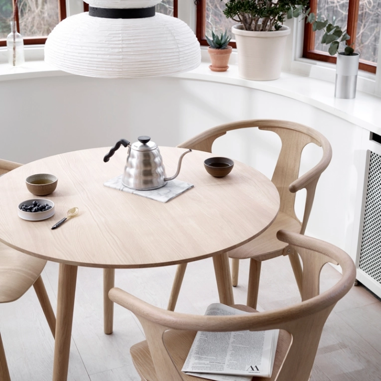 Table IN BETWEEN SK4 Chêne AND TRADITION