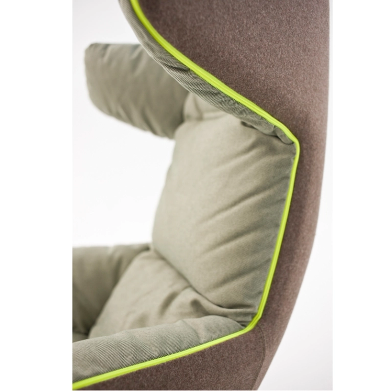 Fauteuil TAKE A LINE FOR A WALK Intérieur vert 932, extérieur brun 260 MOROSO