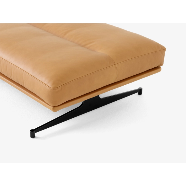 Pouf INLAND AV32 Cuir Cuir cognac AND TRADITION