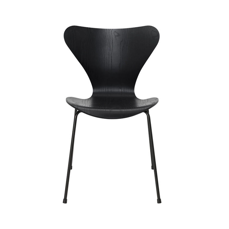 Chaise SERIE 7 Frêne teinté Noir FRITZ HANSEN