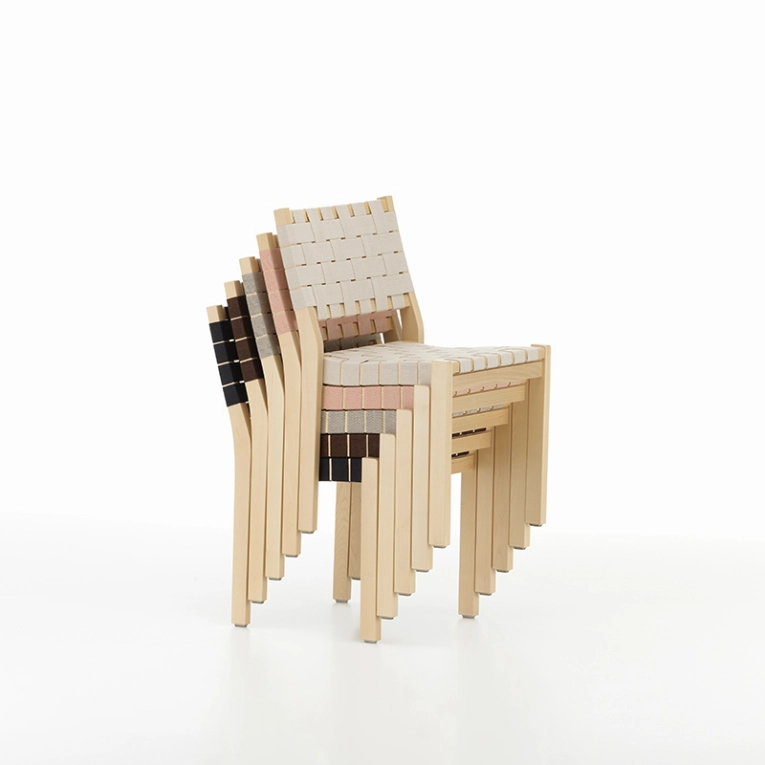 Chaise 611 Bouleau naturel / lin naturel/noir ARTEK