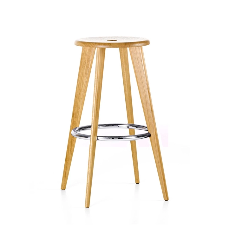 Tabouret haut / Tabouret haut Chêne  Repose-pieds chromé VITRA