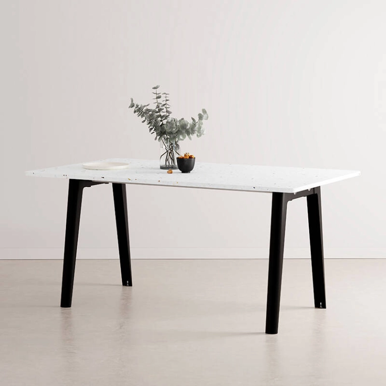 Table NEW MODERN Plastique Recyclé Noir graphite TIPTOE