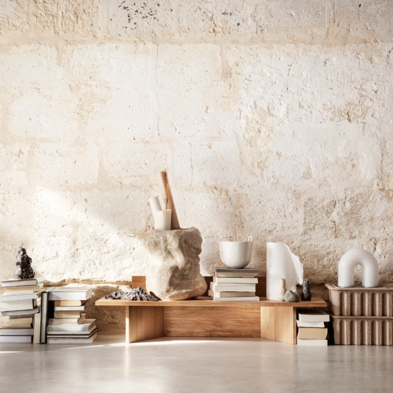 Banc OBLIQUE Noir FERM LIVING