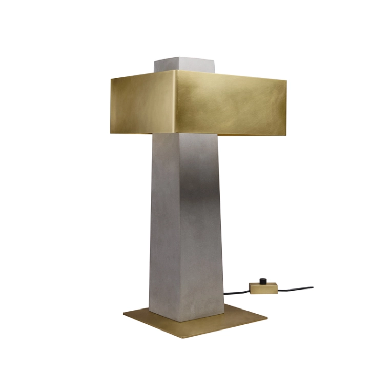 Lampe à poser CAUVET IOTA Laiton DCW EDITIONS