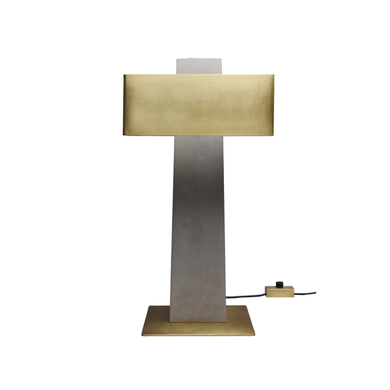 Lampe à poser CAUVET IOTA Laiton DCW EDITIONS