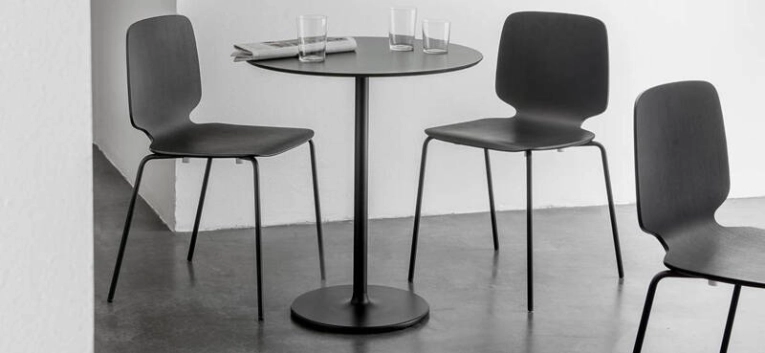 Table STYLUS 5402 Noir PEDRALI