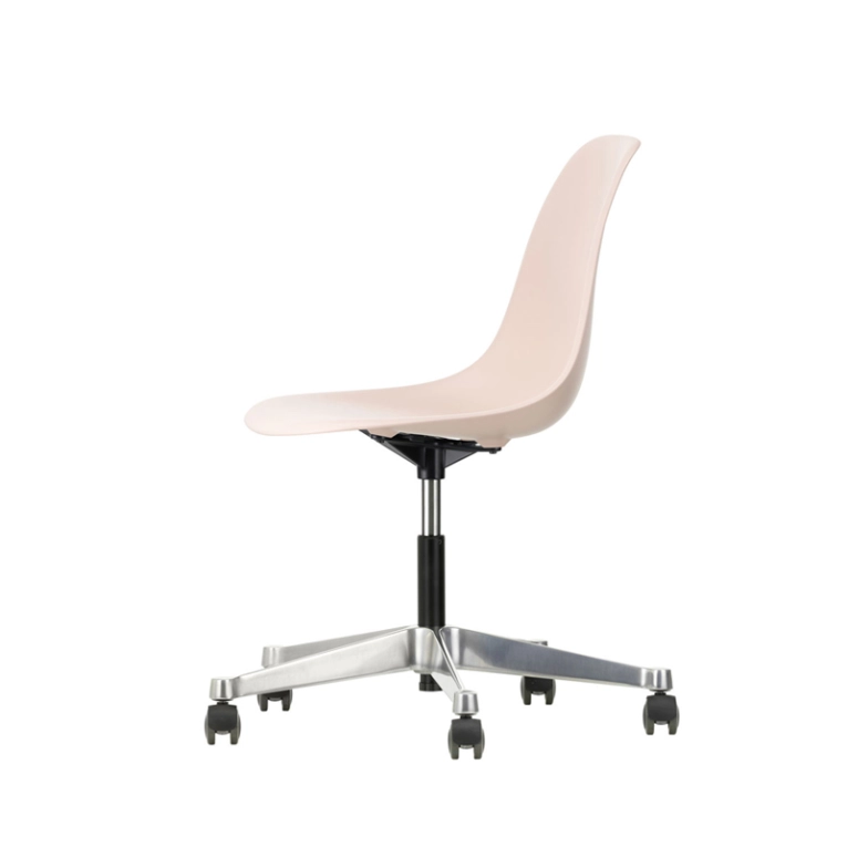 Fauteuil de bureau EAMES PLASTIC SIDE CHAIR PSCC Rose tendre RE VITRA