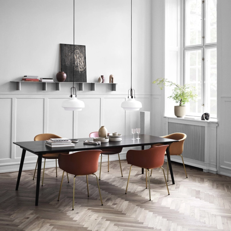 Chaise ELEFY JH28 Marron cuivre/ noir AND TRADITION