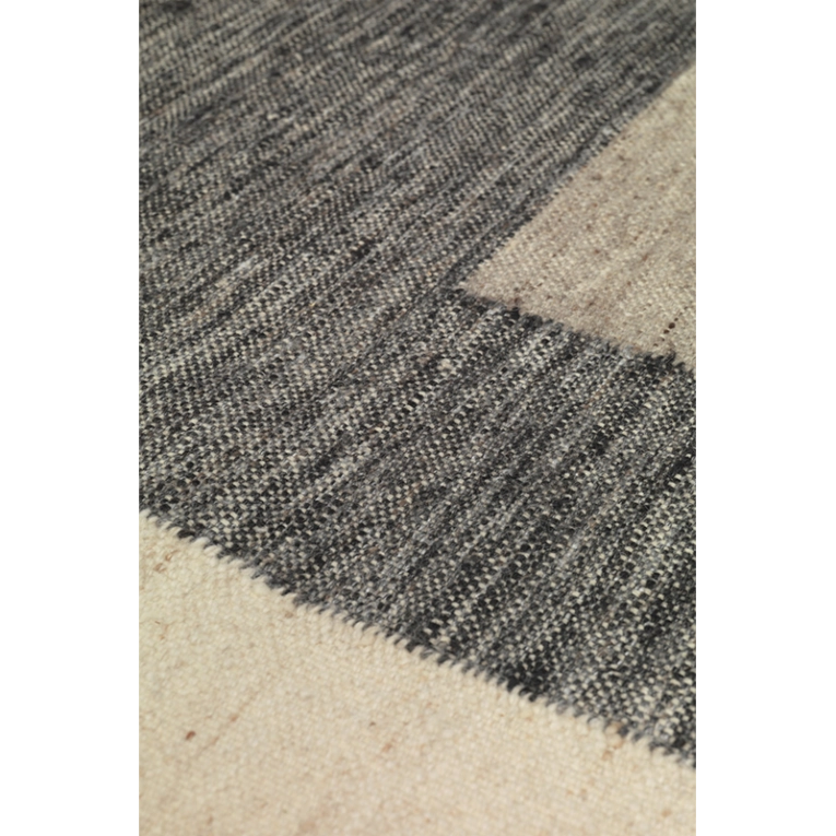 Tapis Tapis COUNTER 200x300 Blanc cassé/ charbon FERM LIVING