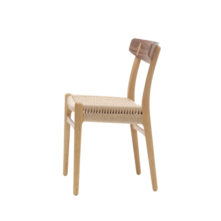 Chaise CH23 Chêne & noyer/ corde naturelle CARL HANSEN