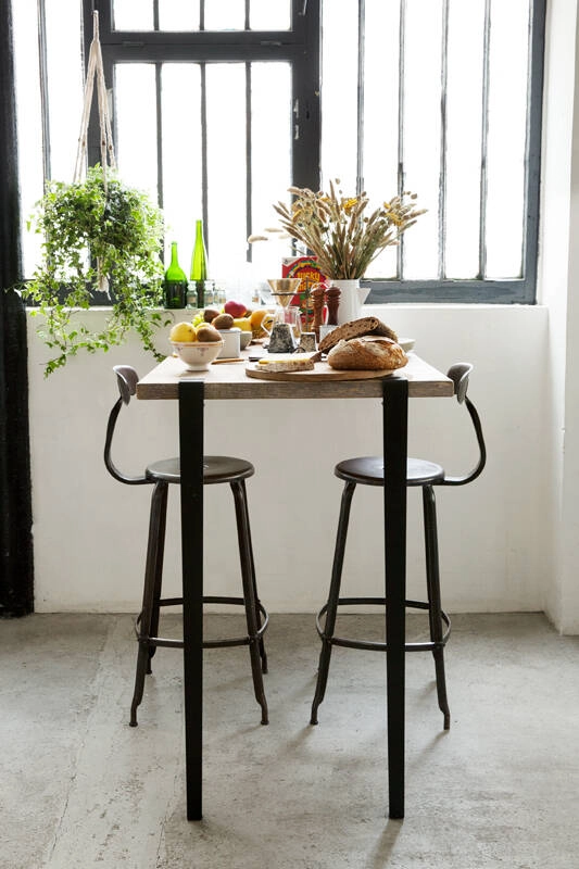 Dining Table TIPTOE stand 110 CM Graphite black TIPTOE | SILVERA