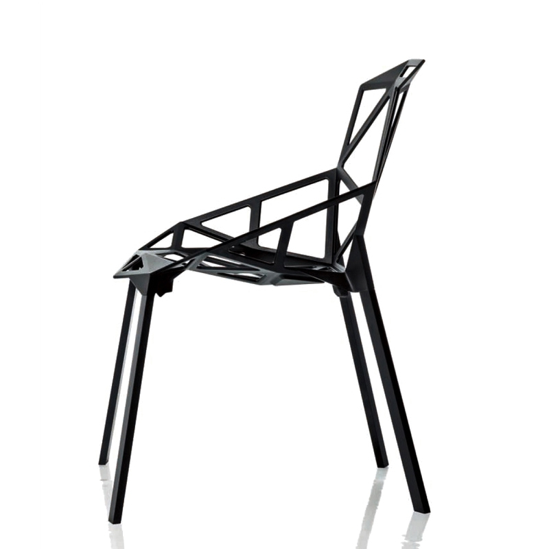 Dining Chair ONE Black MAGIS | SILVERA