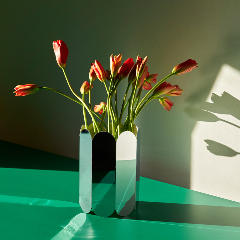 Vase ARCS Mirror vase HAY | SILVERA