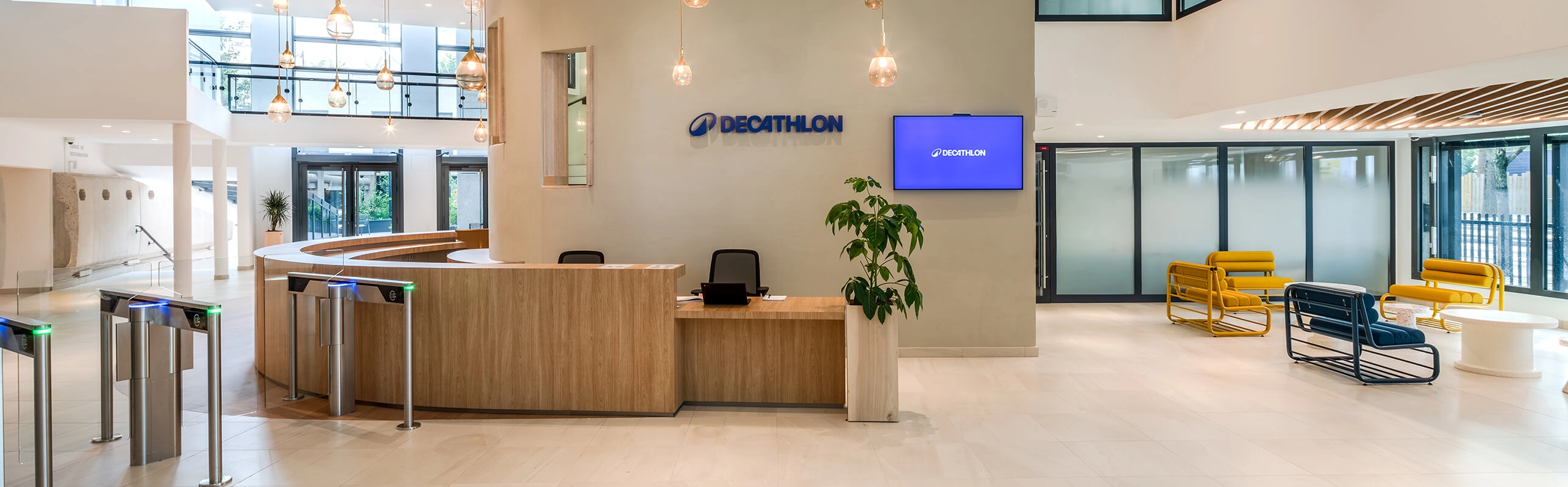 Decathlon Move Paris: 11,500 m² headquarters fitted out by Silvera, quai de la Seine, Paris