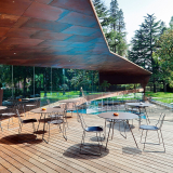 LEAF TABLE 79x79 Plateau gris  Pieds moka