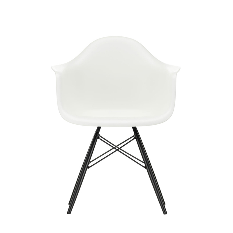 EAMES PLASTIC ARMCHAIR DAW White