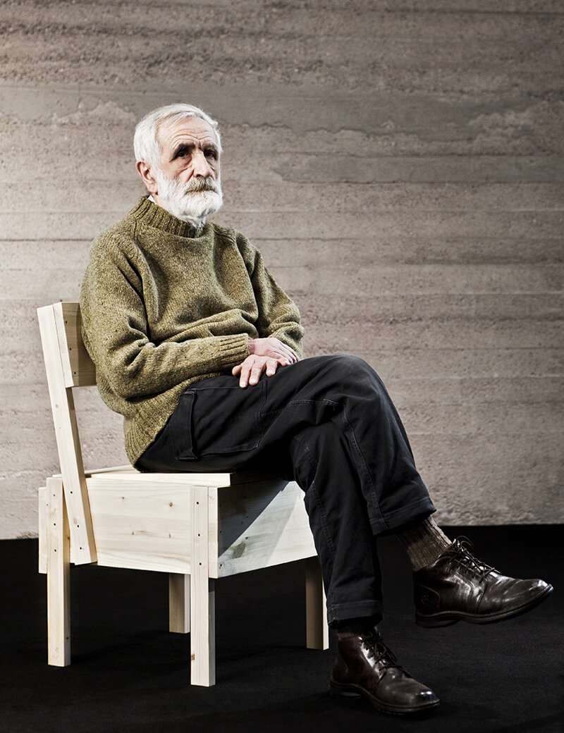 Enzo MARI
